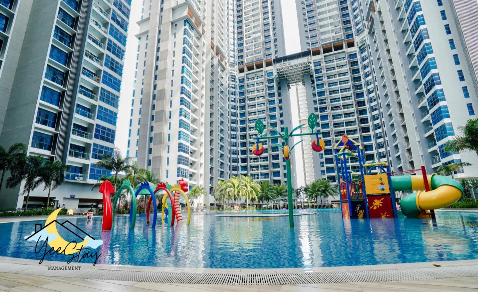 Atlantis 8-12Pax/Netflix/Video Game/5Min To Jonker Daire Malakka Dış mekan fotoğraf