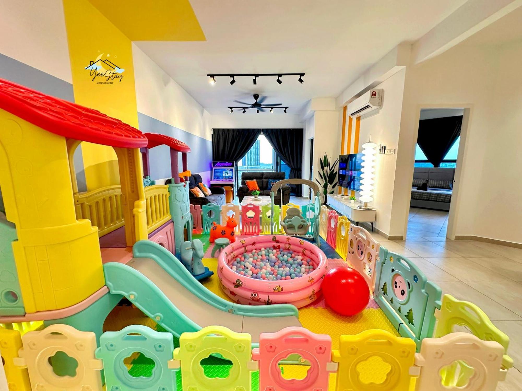 Atlantis 8-12Pax/Netflix/Video Game/5Min To Jonker Daire Malakka Dış mekan fotoğraf